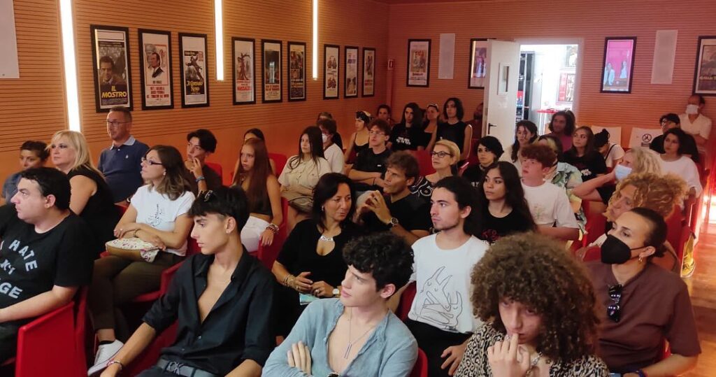 Presentazione del videoclip “Shocking” del giovane gruppo 