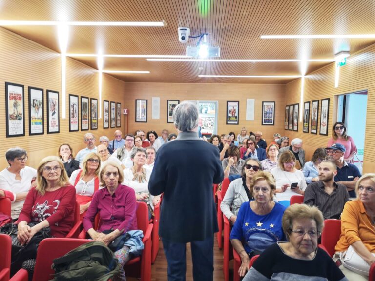 “Far finta di essere Gaber (e Luporini)”: il Club della Canzone D’Autore omaggia il grande Giorgio Gaber - dal 15 al 29 maggio 2023