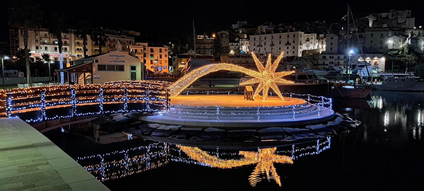 Festa di San Nicola e accensione delle luminarie e del grande albero di Natale